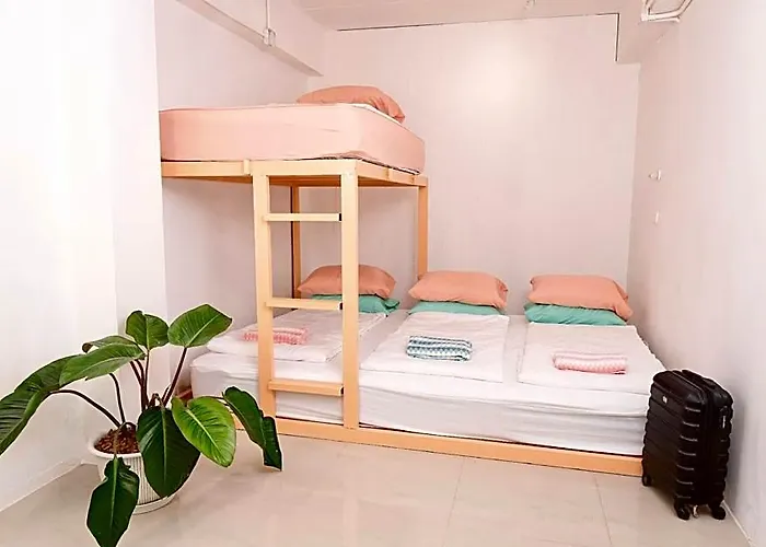 Easy Sunday Couple & Family Hotel 3*