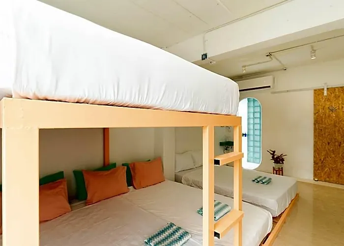 Easy Sunday Couple & Family Hotel 3*