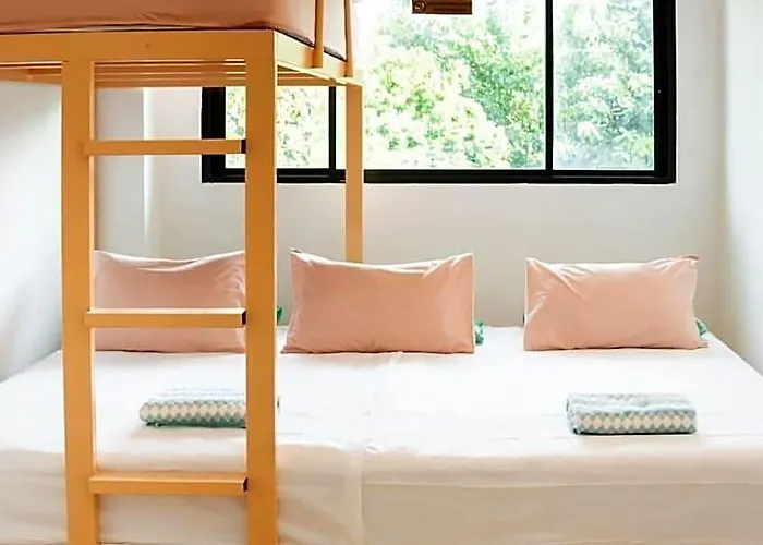 Hotel Easy Sunday Couple & Family Bangkok